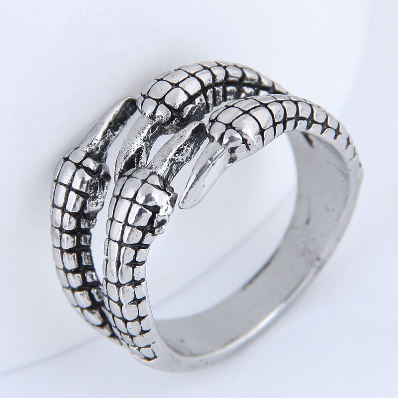 Yiwu jewelry wholesale fashion paw retro simple ring