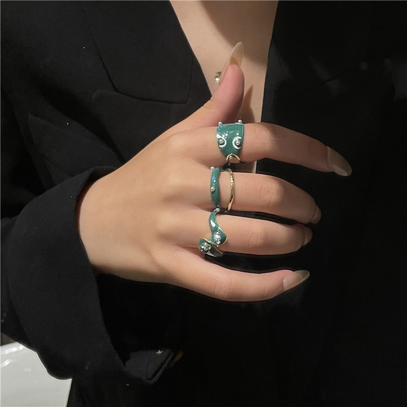 Koreau0027s fashion new green spray paint series irregular geometric ring wholesale nihaojewelry